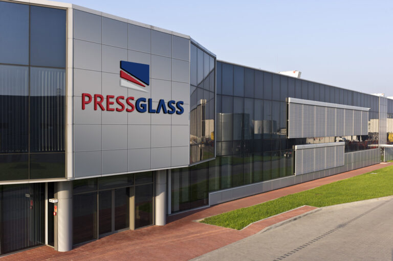 NAJWIĘKSZY ZAKŁAD PRESS GLASS ZOSTAŁ ROZBUDOWANY