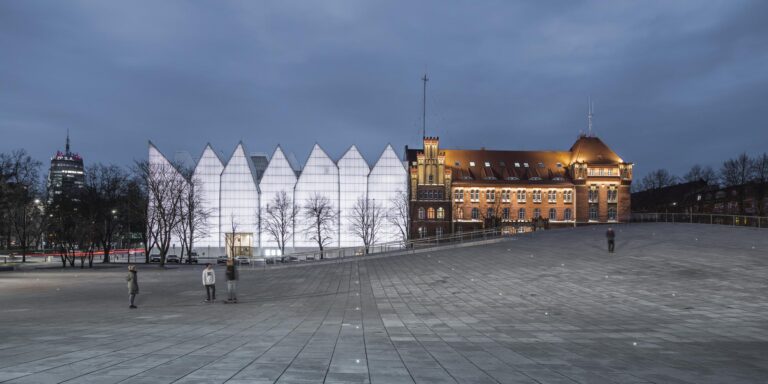 MUZEUM CENTRUM DIALOGU PRZEŁOMY W SZCZECINIE NAJLEPSZĄ PRZESTRZENIĄ PUBLICZNĄ W EUROPIE