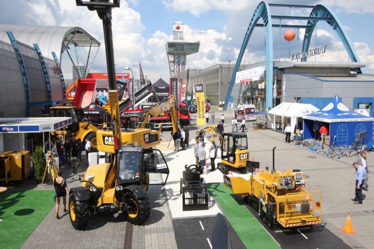 INFRASTRUKTURA BUDUJE SIĘ Z NAMI!