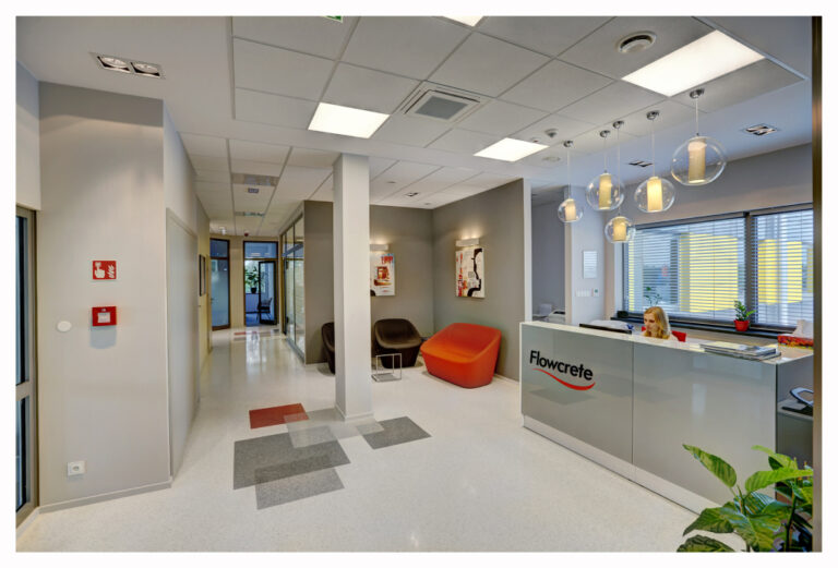 Flowcrete Polska tworzy biuro-showroom z posadzkami żywicznymi
