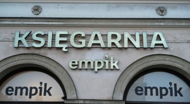 Fasada księgarni Empik_Kraków