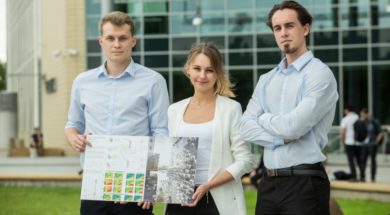 Studenci Wydziału Architektury Politechniki Poznańskiej. Od lewej Łukasz Gąska, Marta Sowińska, Kamil Głowacki.