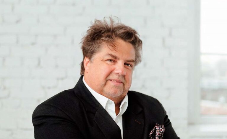 PIOTR GMYREK – CZOŁOWY GRACZ NA RYNKU