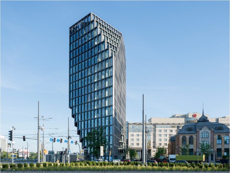 BIUROWIEC BAŁTYK Z NAGRODĄ GRAND PRIX – POLSKA ARCHITEKTURA XXL 2017