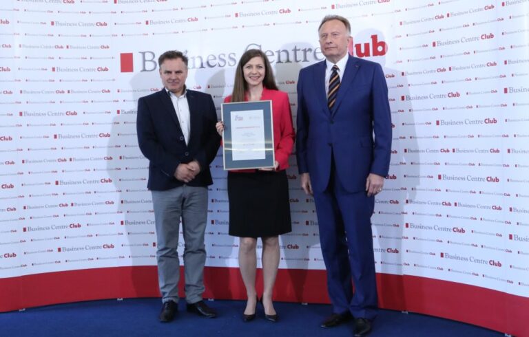 CERAMIKA PARADYŻ LAUREATEM KONKURSU „FIRMA DOBRZE WIDZIANA”