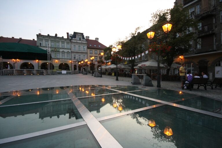 EFEKTYWNA REWITALIZACJA