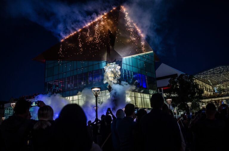 FORUM GDAŃSK PRZEKAZANE GDAŃSZCZANOM