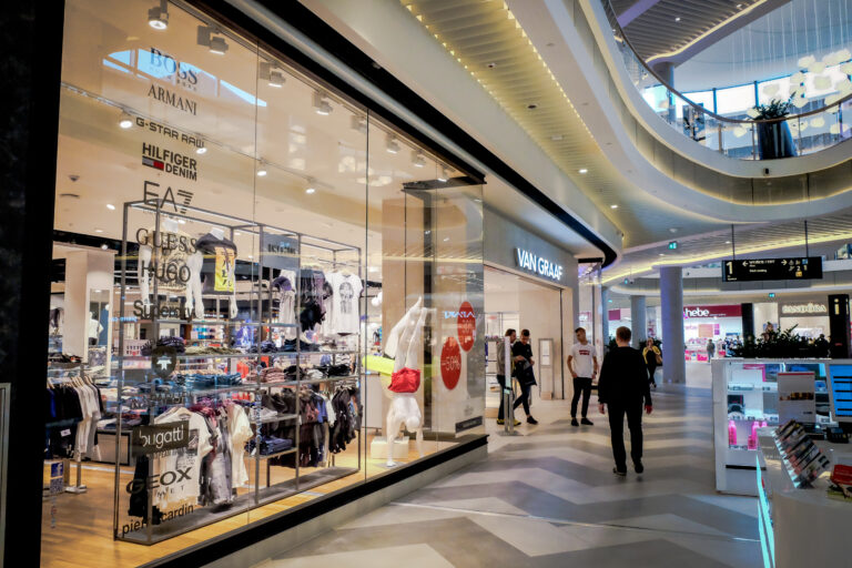 PROJEKTOWANIE WITRYN HANDLOWYCH