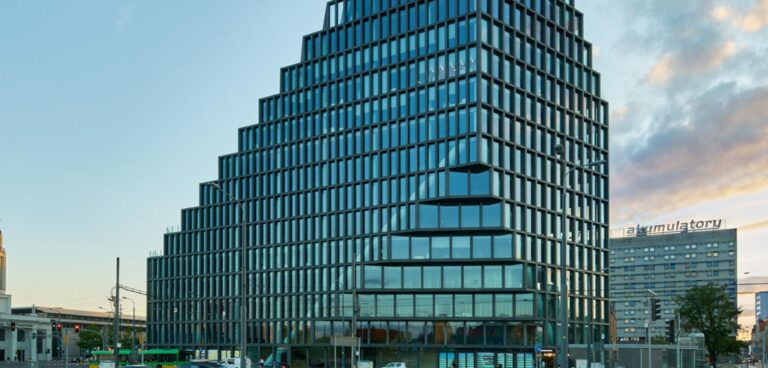 REALIZACJA SAINT-GOBAIN BUILDING GLASS POLSKA NAGRODZONA BRYŁĄ ROKU 2017