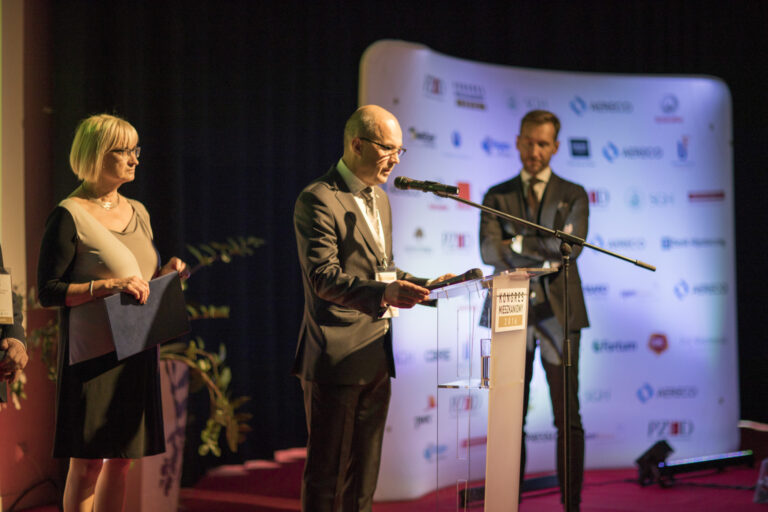 HOSSA NA RYNKU NIERUCHOMOŚCI NIE MOŻE TRWAĆ W NIESKOŃCZONOŚĆ. CO BĘDZIE POTEM?”