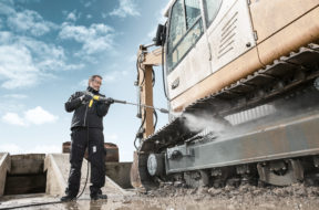 Easyforce_construction_excavator_app_13_CI15_300 dpi (jpg)