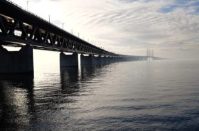 architecture-bridge-cloud-formation-128362