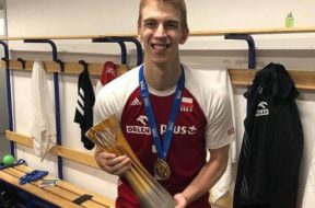 Artur Szalpuk tuż po zdobyciu tytułu Mistrza Świata w finale z Brazylią.