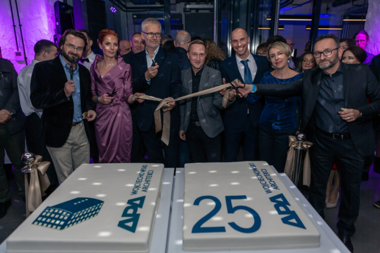 APA WOJCIECHOWSKI MA 25 LAT!