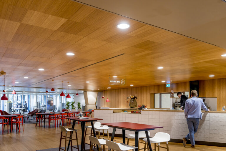 HUNTER DOUGLAS ARCHITECTURAL WPROWADZA NOWĄ OFERTĘ…