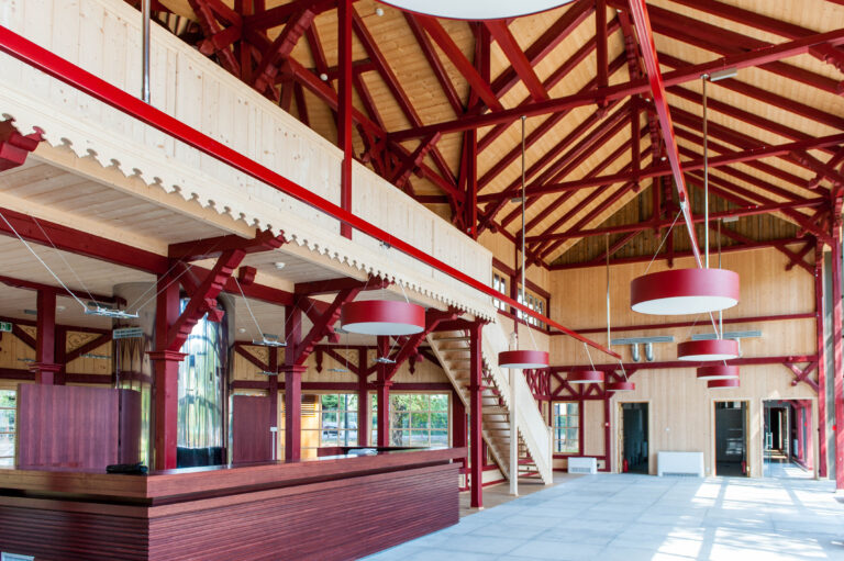 ZABYTKOWA STRZELNICA PRZYCIĄGA UWAGĘ