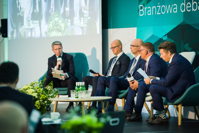 DOROCZNA BRANŻOWA DEBATA: IV FORUM BUDOWNICTWO W POLSCE ZA NAMI!