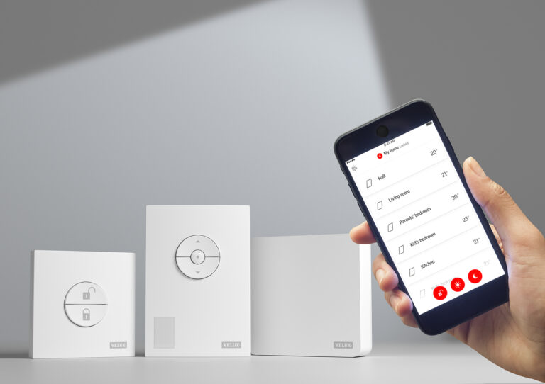 „HEJ GOOGLE, OTWÓRZ MOJE OKNO” – NOWE MOŻLIWOŚCI Z VELUX ACTIVE