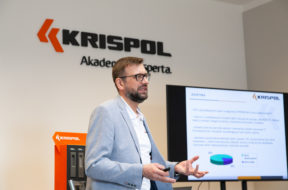 AKADEMIA KRISPOL PRZESZKOLIŁA JUŻ 600 EKSPERTÓW (2)