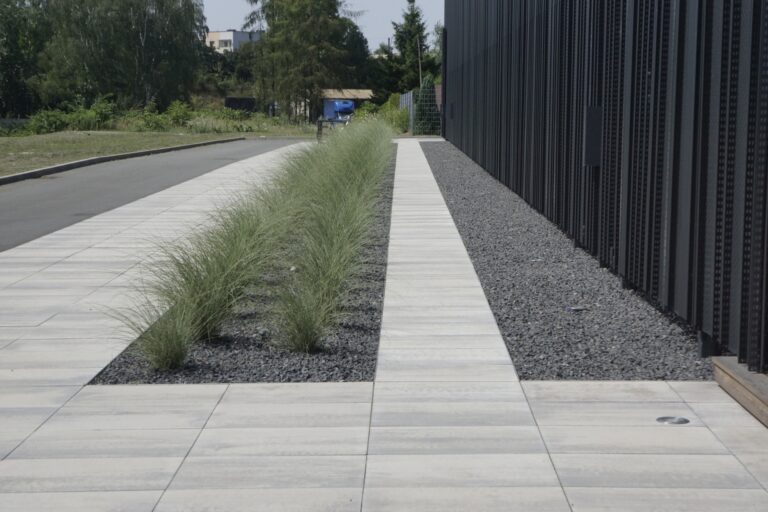 SZLACHETNA KOSTKA – POLBRUK