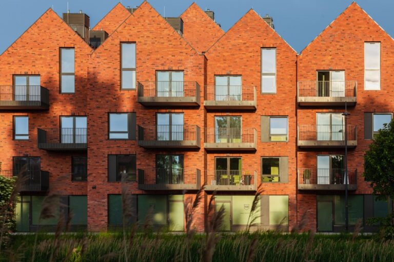 RIVERVIEW. PIERWSZY PROJEKT MIESZKANIOWY VASTINT W POLSCE