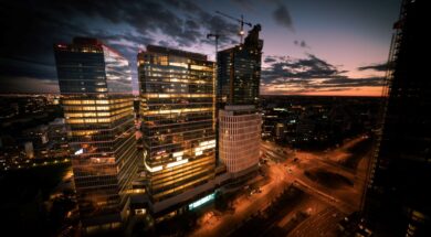 The Warsaw HUB by night