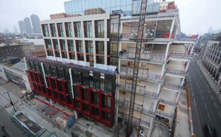 PROJEKTOWANIE NA RYNKU BRYTYJSKIM