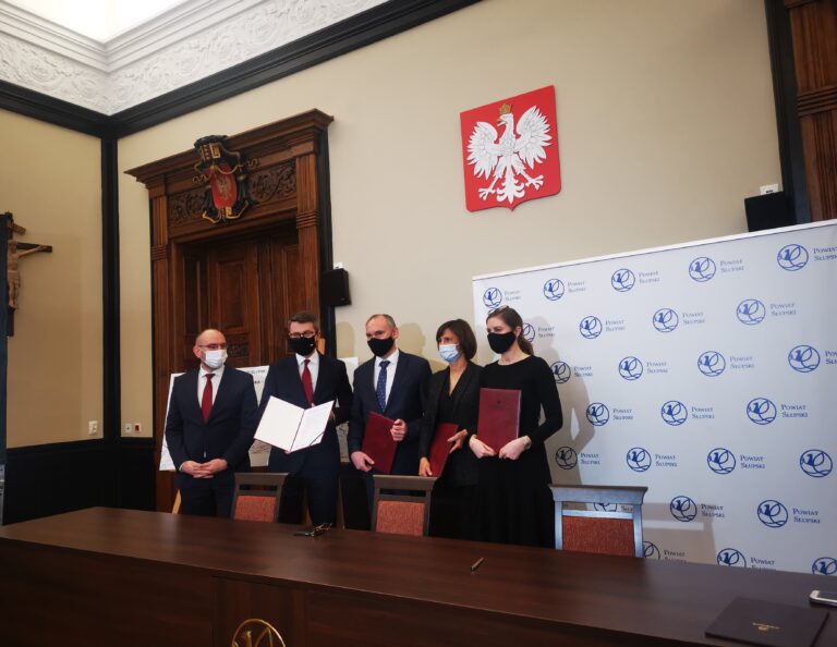 Umowa na budowę ostatniego odcinka S6 podpisana
