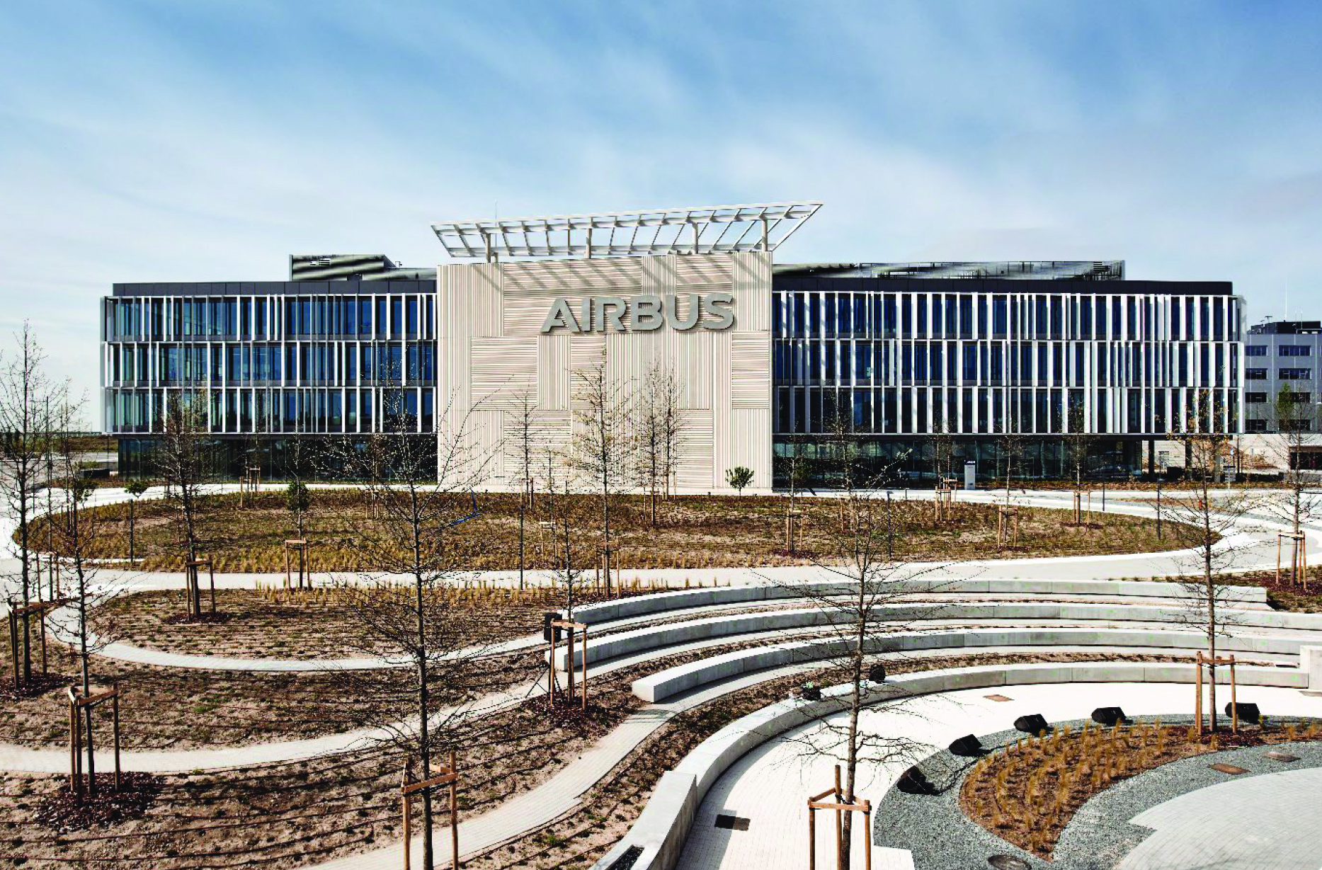 Nowa siedziba Airbusa w Hiszpanii z fasadami WICONA