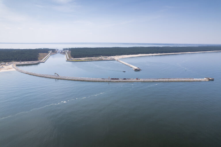 Pierwszy etap budowy drogi wodnej łączącej Zalew Wiślany z Zatoką Gdańską na ukończeniu!