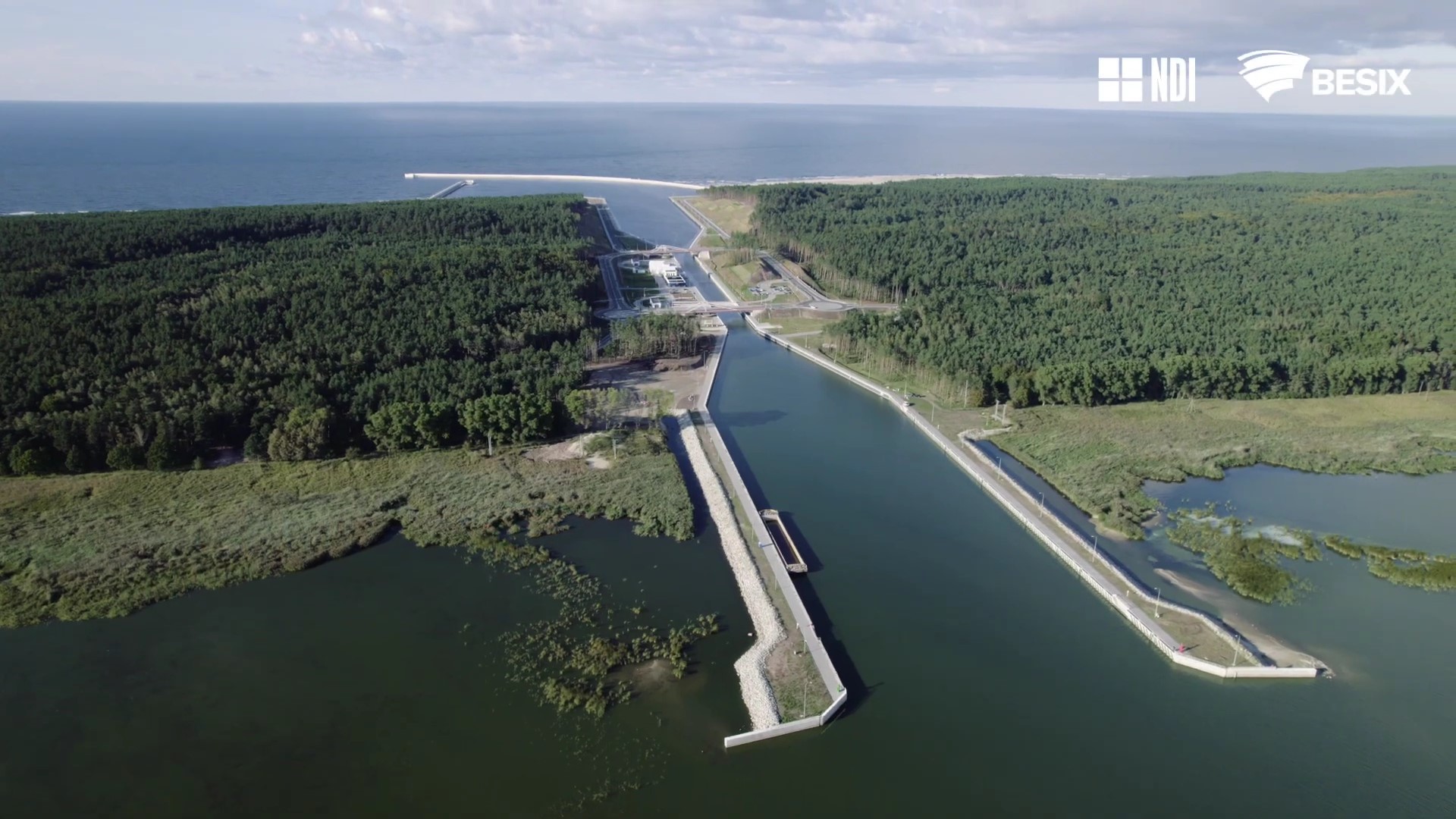 Filmowe podsumowanie pierwszego etapu „Budowy drogi wodnej łączącej Zalew Wiślany z Zatoką Gdańską”