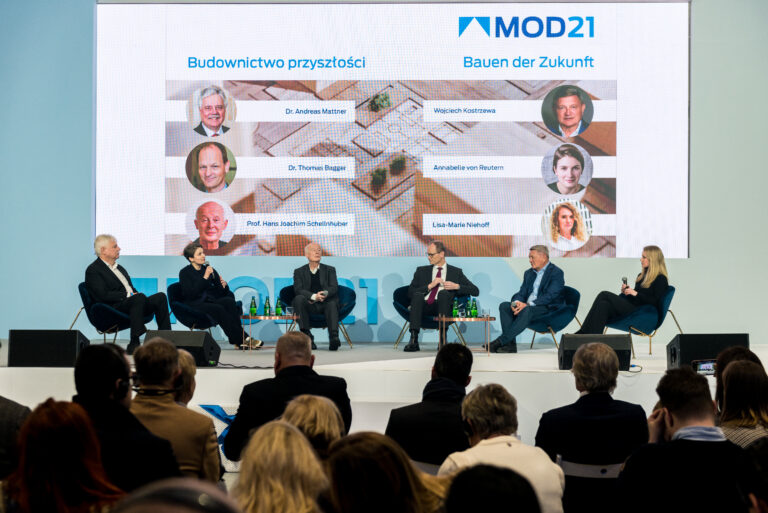 FABRYKA MOD2I OTWARTA