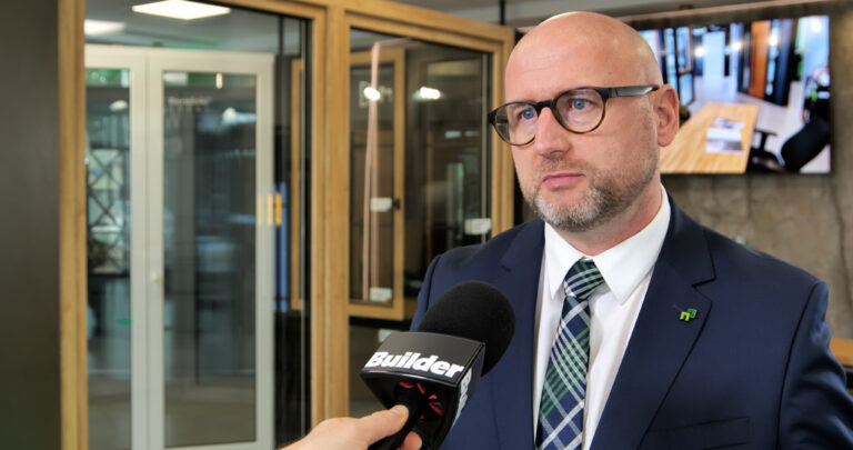 OTWARCIE SALONU OKAWI WIKĘD SKY PRZESTRZEŃ KREACJI – ADAM KAWELCZYK