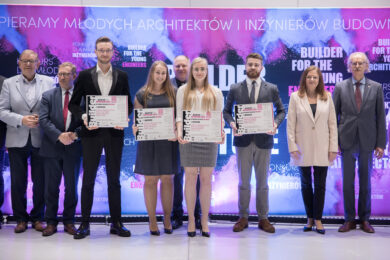 25_maja_builder-198