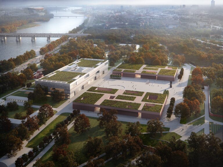 MUZEUM WOJSKA POLSKIEGO w jednym z największych kompleksów muzealnych w Europie