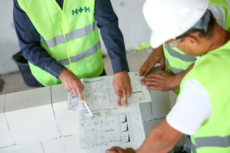 O co ten hałas? Czyli jak wykonać przegrodę zapewniającą komfort akustyczny