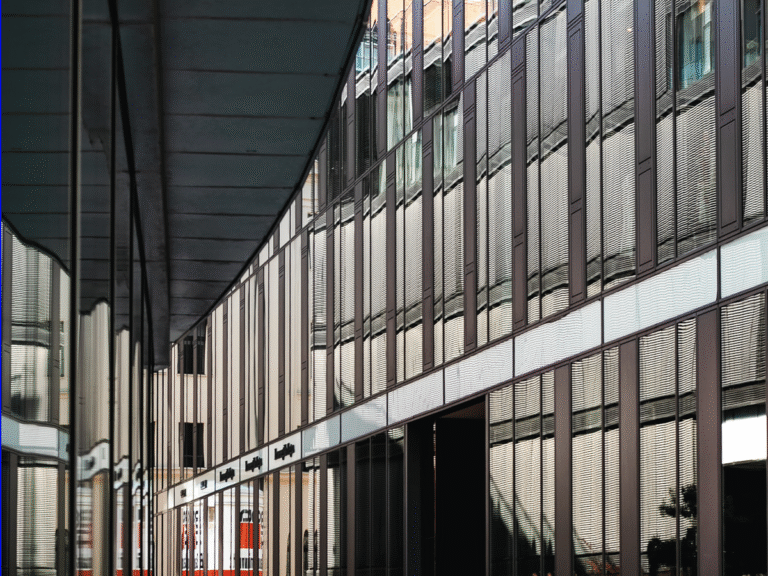 Nowość w ofercie Aluronu – skrzydło wentylacyjne AS 75V