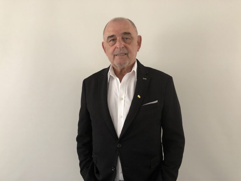 TRZY DEKADY POLSKIEJ PREFABRYKACJI