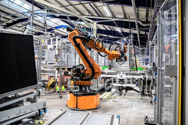 NAJWAŻNIEJSZE TRENDY BRANŻYSTOLARKI OTWOROWEJ W 2024 ROKU