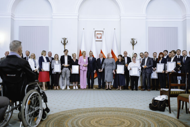 DOSTĘPNOŚĆ TO WSPÓLNOTA I SOLIDARNOŚĆ