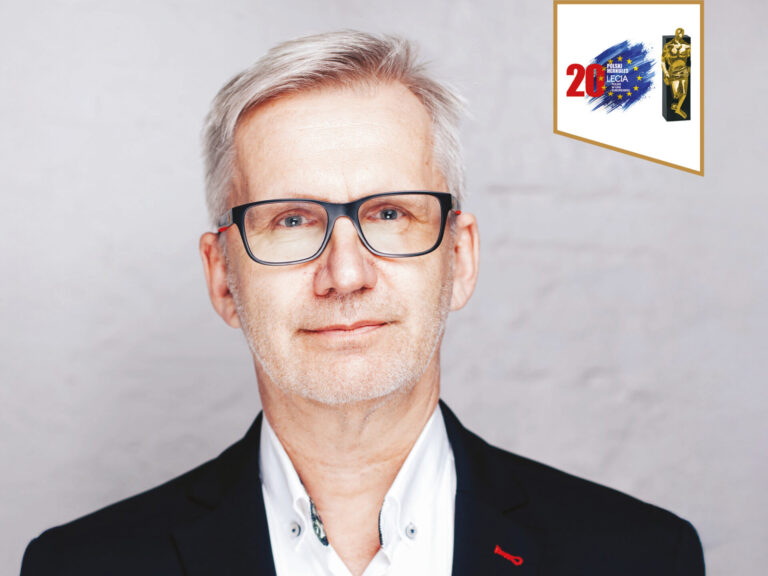 SZYMON WOJCIECHOWSKI