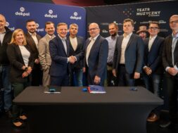Podpisanie umowy_Nowy Teatr Muzyczny w Poznaniu (3)