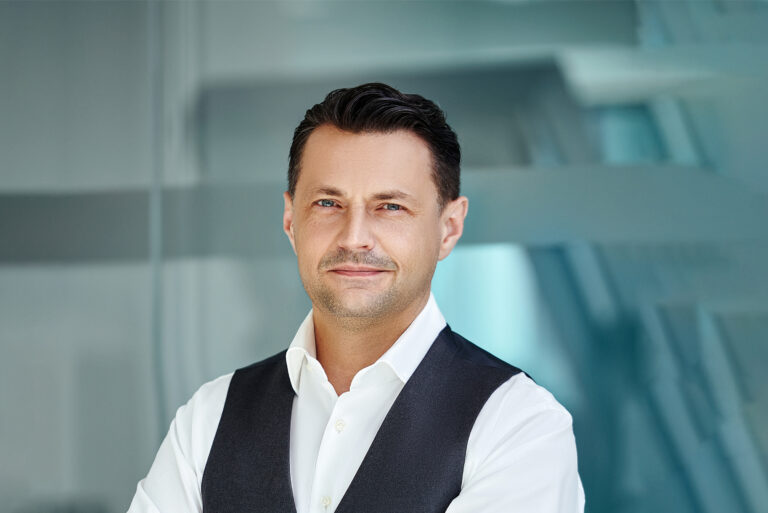 BIZNES TO COŚ WIĘCEJ NIŻ ZYSK