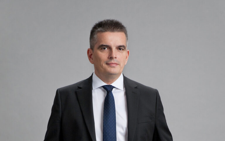 WSPÓŁTWORZYMY NOWĄ HISTORIĘ