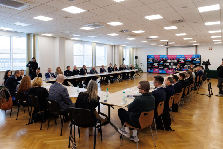 BUILDER IMPACT – WSPÓLNY JĘZYK NAUKI I BIZNESU