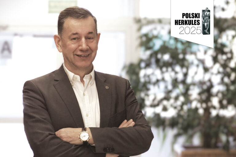 prof. dr hab. inż. EUGENIUSZ KODA