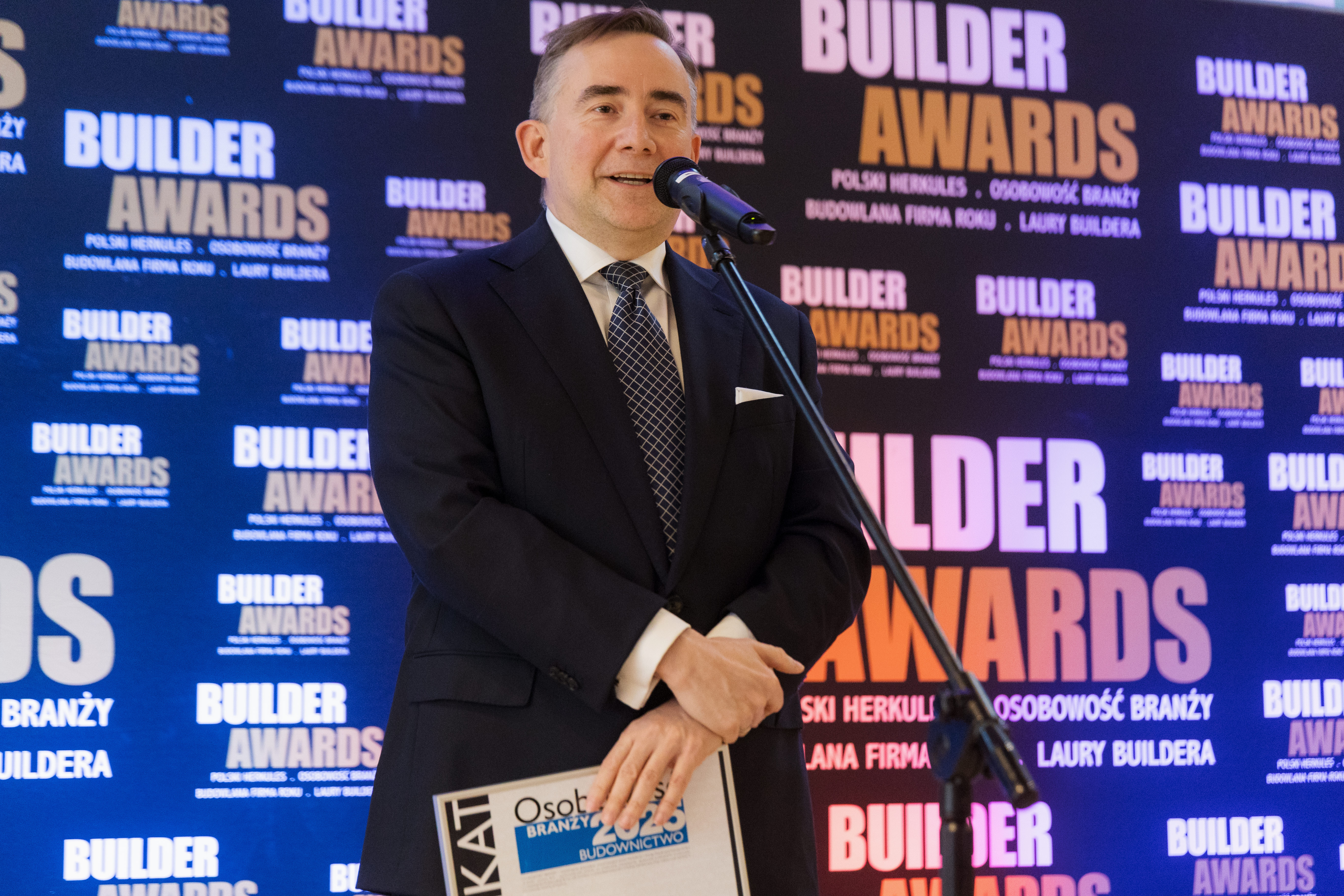 Builder Awards 2025 Leszek Stankiewicz YIT Development statuetka Osobowość Branży.